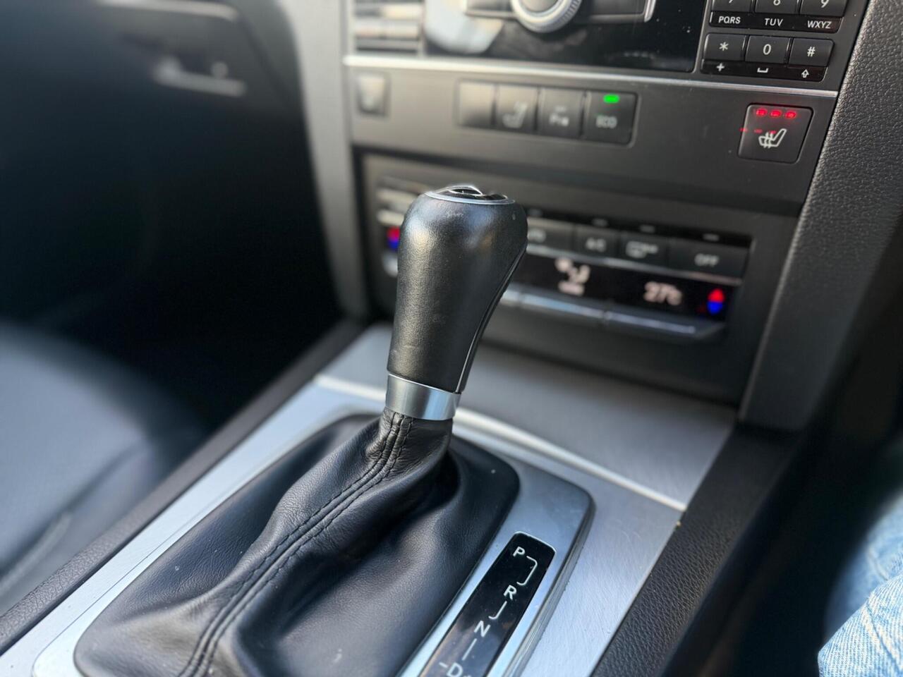 Used Mercedes-Benz E Class 2012 for sale - 77298413: Photo 21