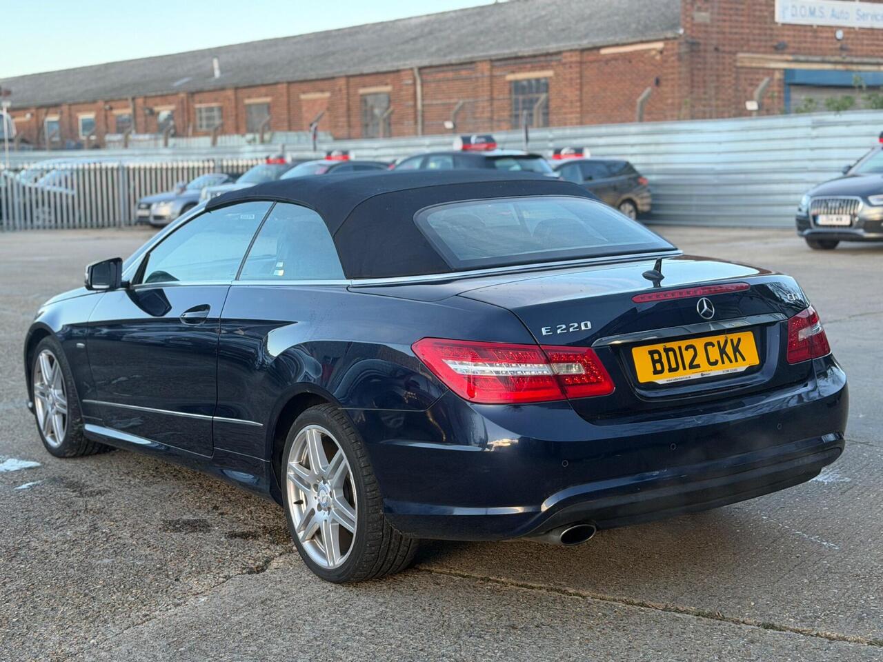 Used Mercedes-Benz E Class 2012 for sale - 77298413: Photo 5