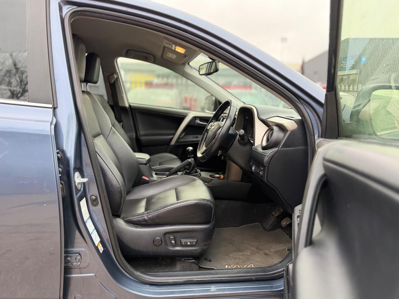 Used Toyota RAV4 2014 for sale - 77884273: Photo 18