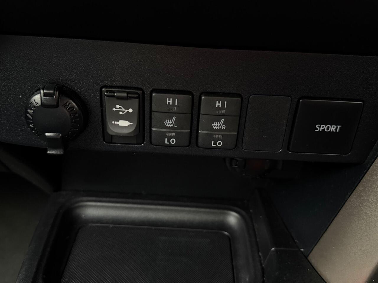 Used Toyota RAV4 2014 for sale - 77884273: Photo 24