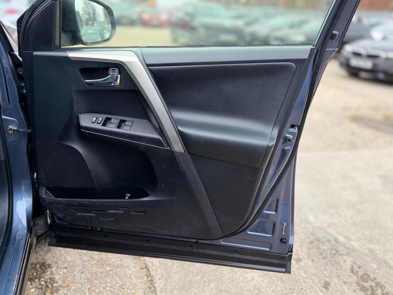 Used Toyota RAV4 2014 for sale - 77884273: Photo 27