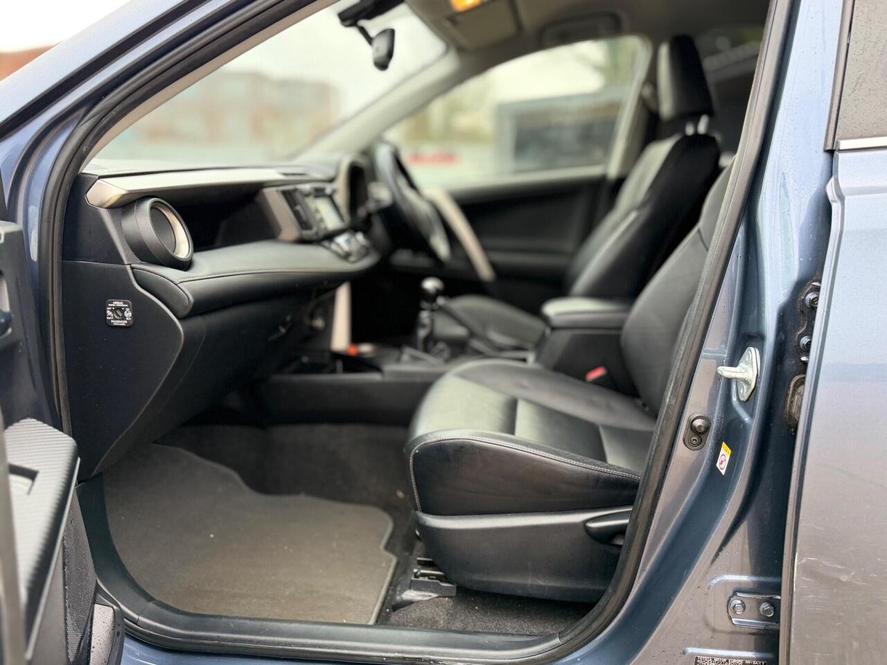 Used Toyota RAV4 2014 for sale - 77884273: Photo 44