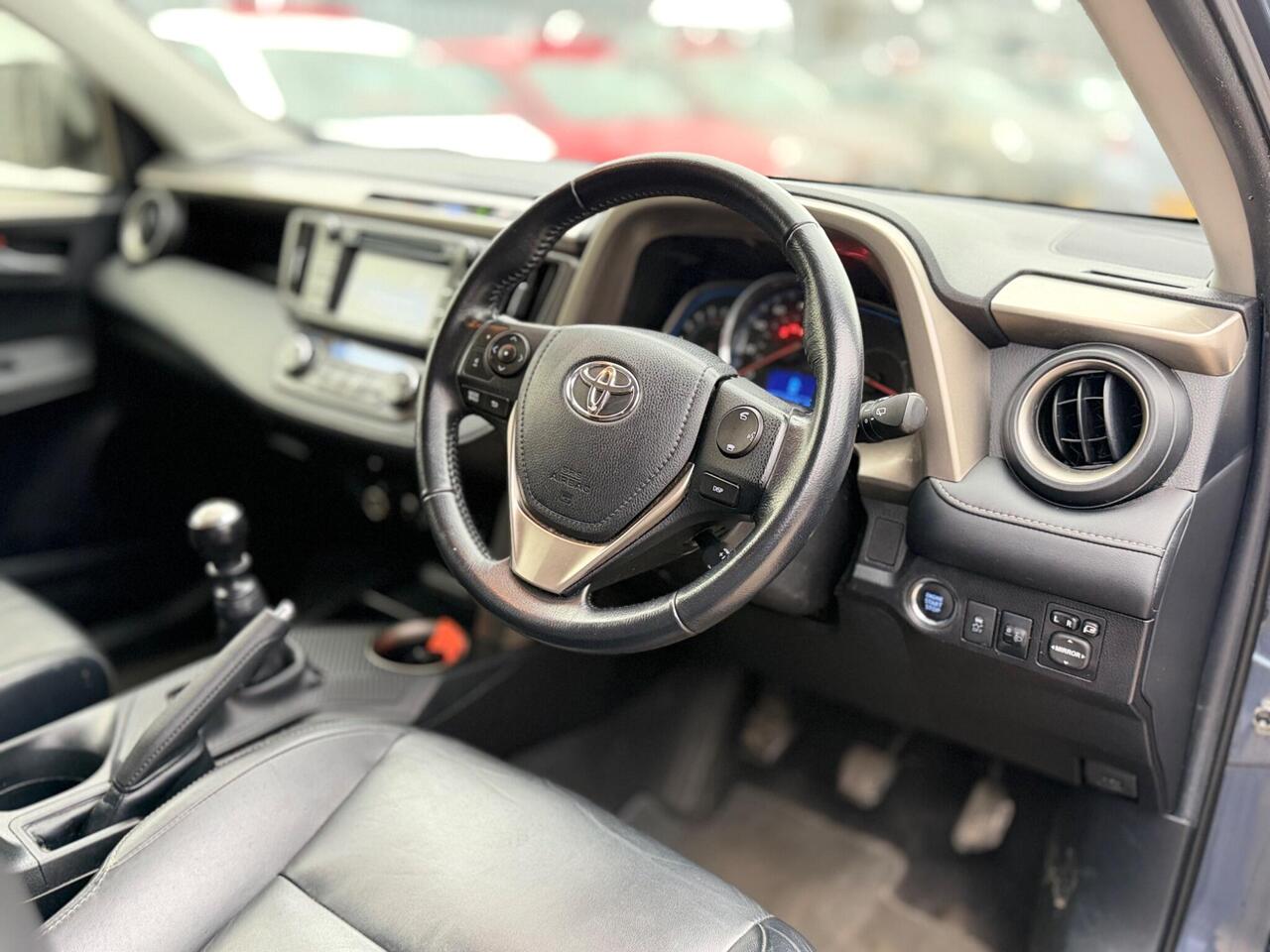 Used Toyota RAV4 2014 for sale - 77884273: Photo 46