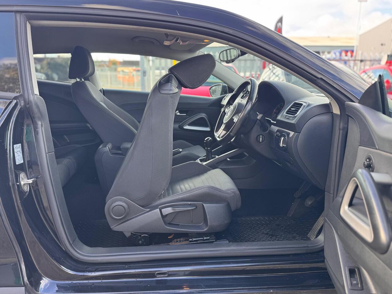 Used Volkswagen Scirocco 2013 for sale - 76734408: Photo 23