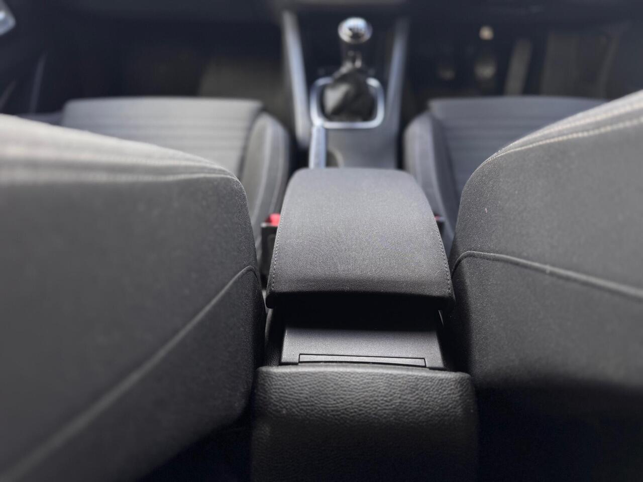 Used Volkswagen Scirocco 2013 for sale - 76734408: Photo 51