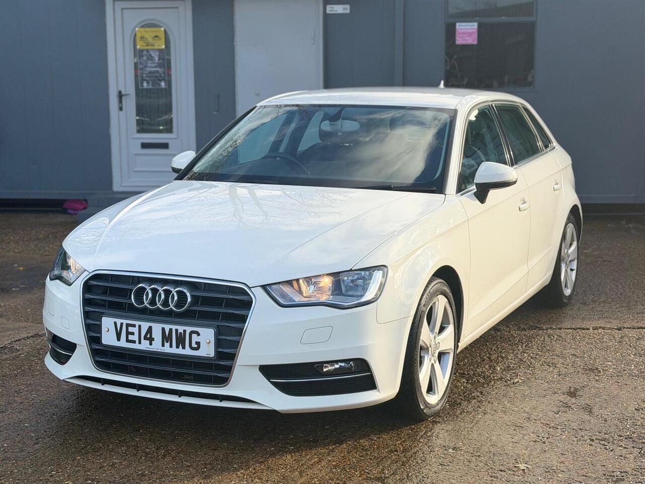 Used Audi A3 2014 for sale - 76734407: Photo 4