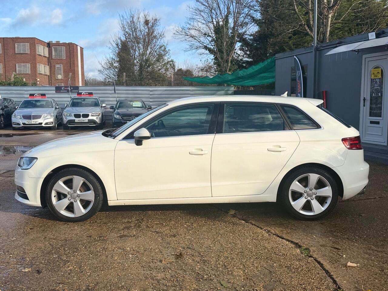 Used Audi A3 2014 for sale - 76734407: Photo 9