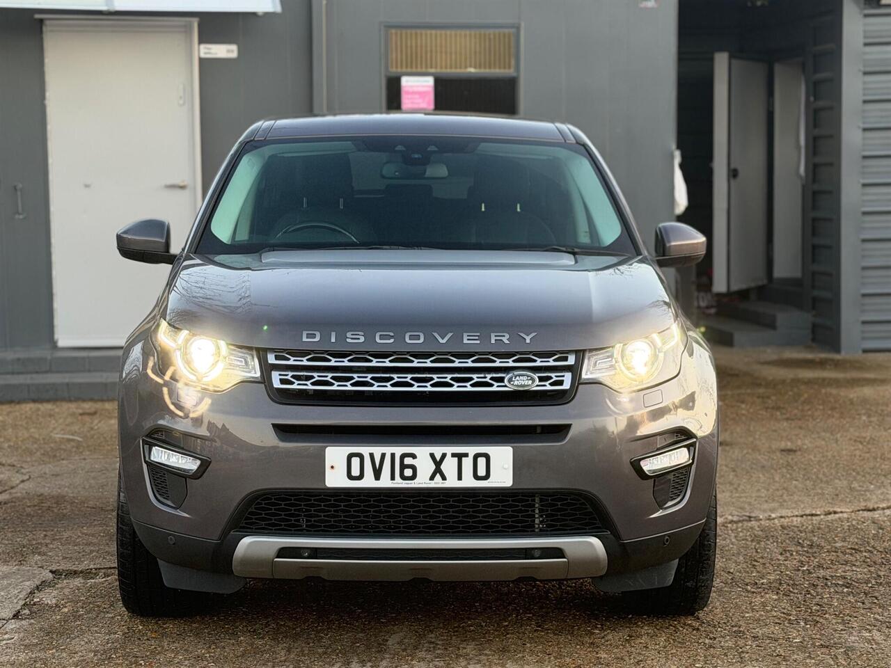 Used Land Rover Discovery Sport 2016 for sale - 77298418: Photo 2