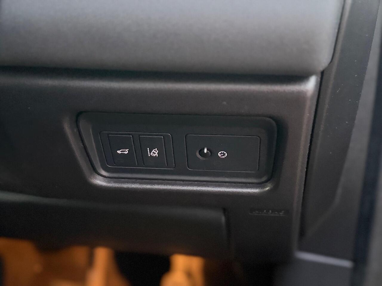 Used Land Rover Discovery Sport 2016 for sale - 77298418: Photo 31