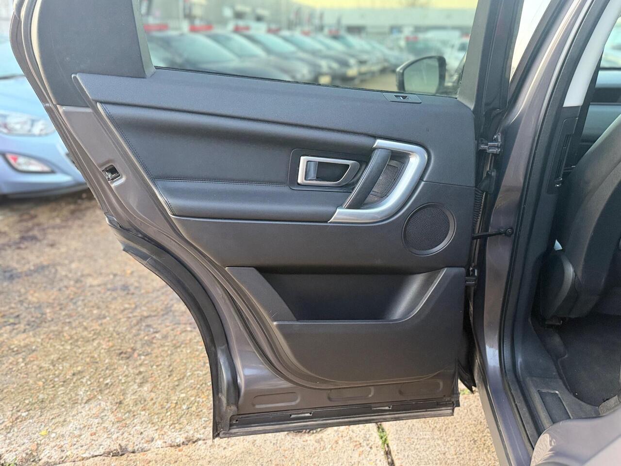 Used Land Rover Discovery Sport 2016 for sale - 77298418: Photo 37