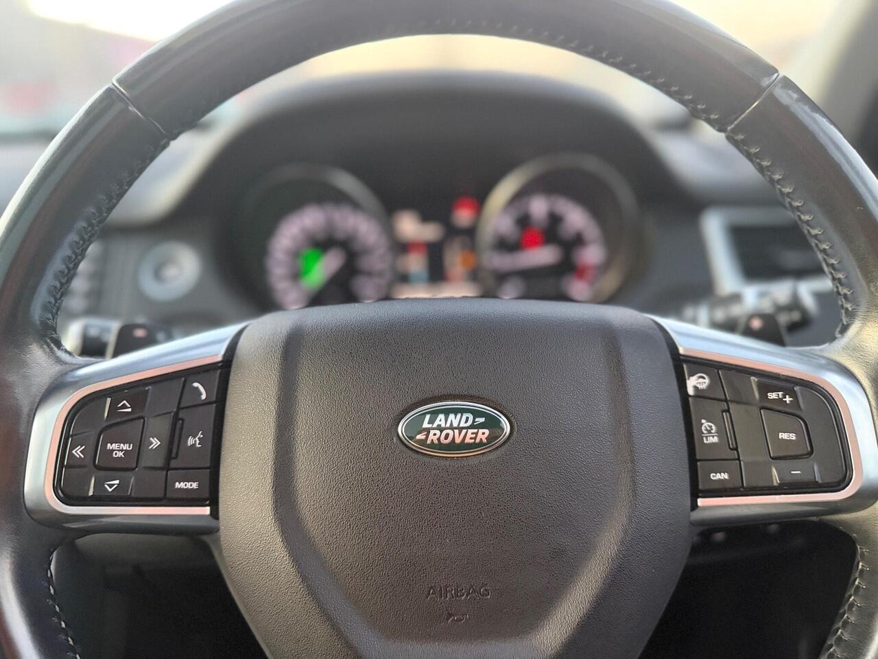 Used Land Rover Discovery Sport 2016 for sale - 77298418: Photo 48