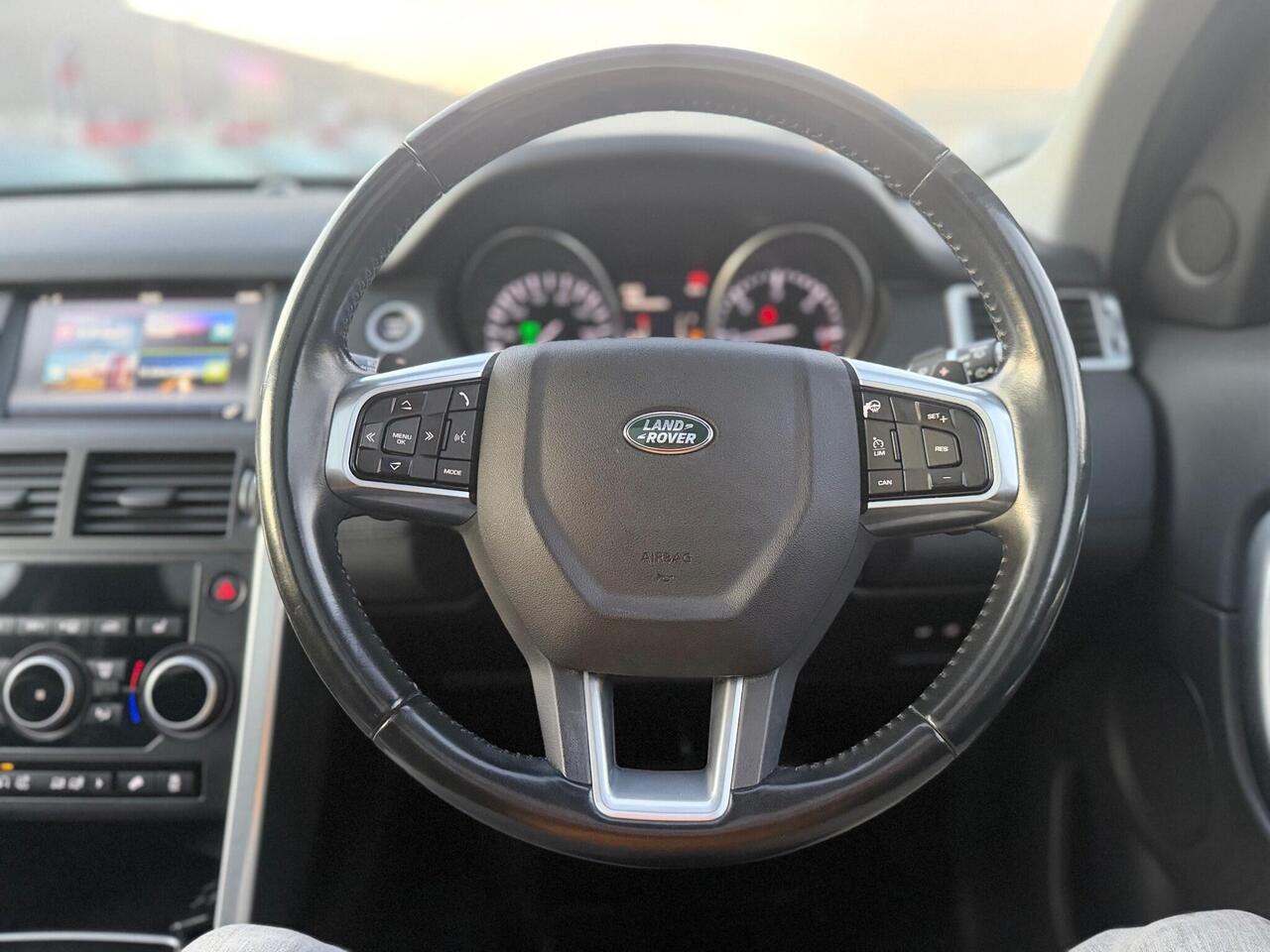 Used Land Rover Discovery Sport 2016 for sale - 77298418: Photo 49