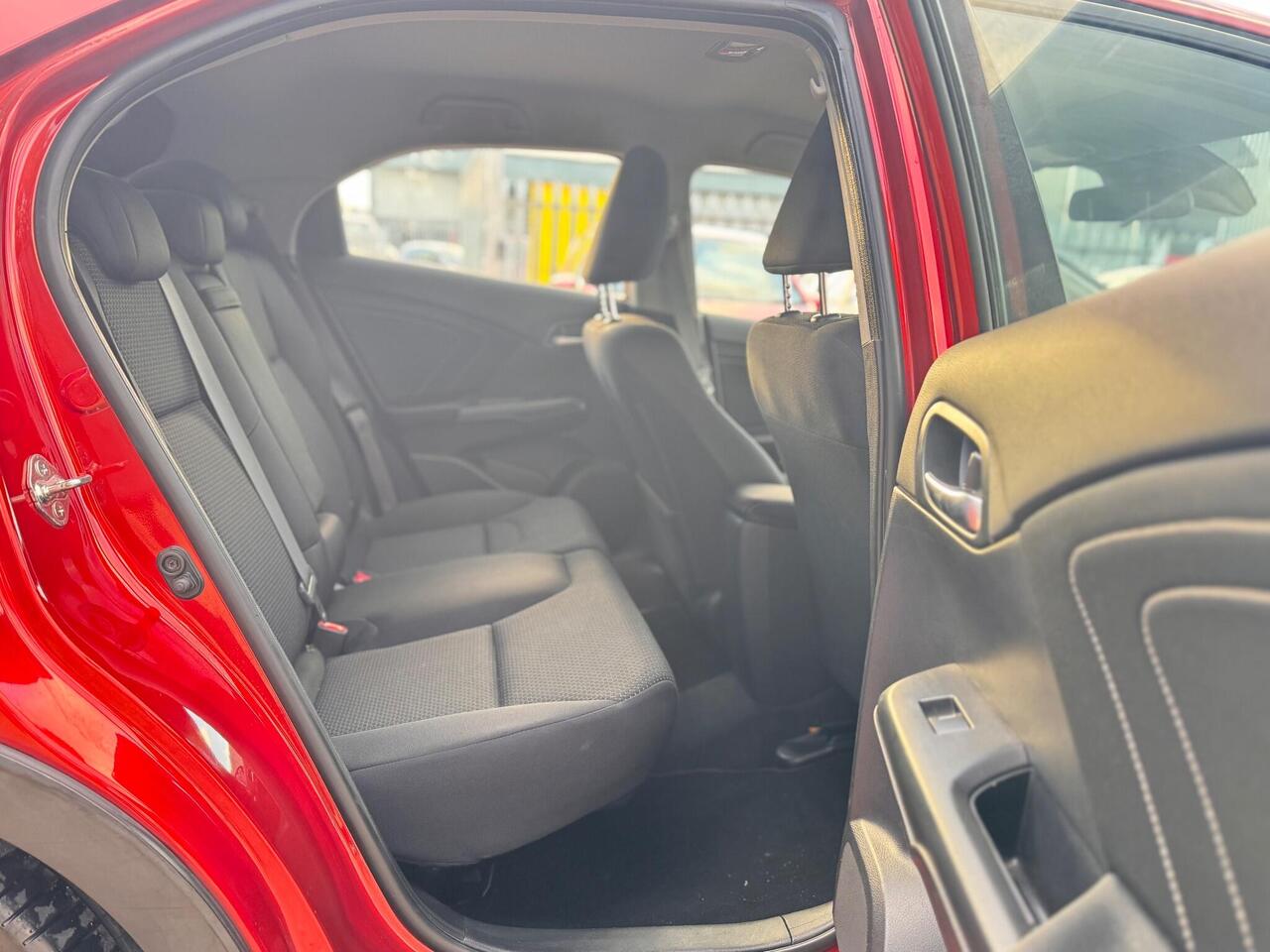 Used Honda Civic 2016 for sale - 76734405: Photo 30