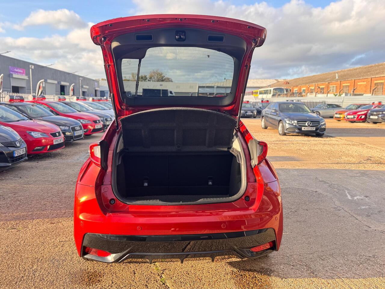 Used Honda Civic 2016 for sale - 76734405: Photo 58