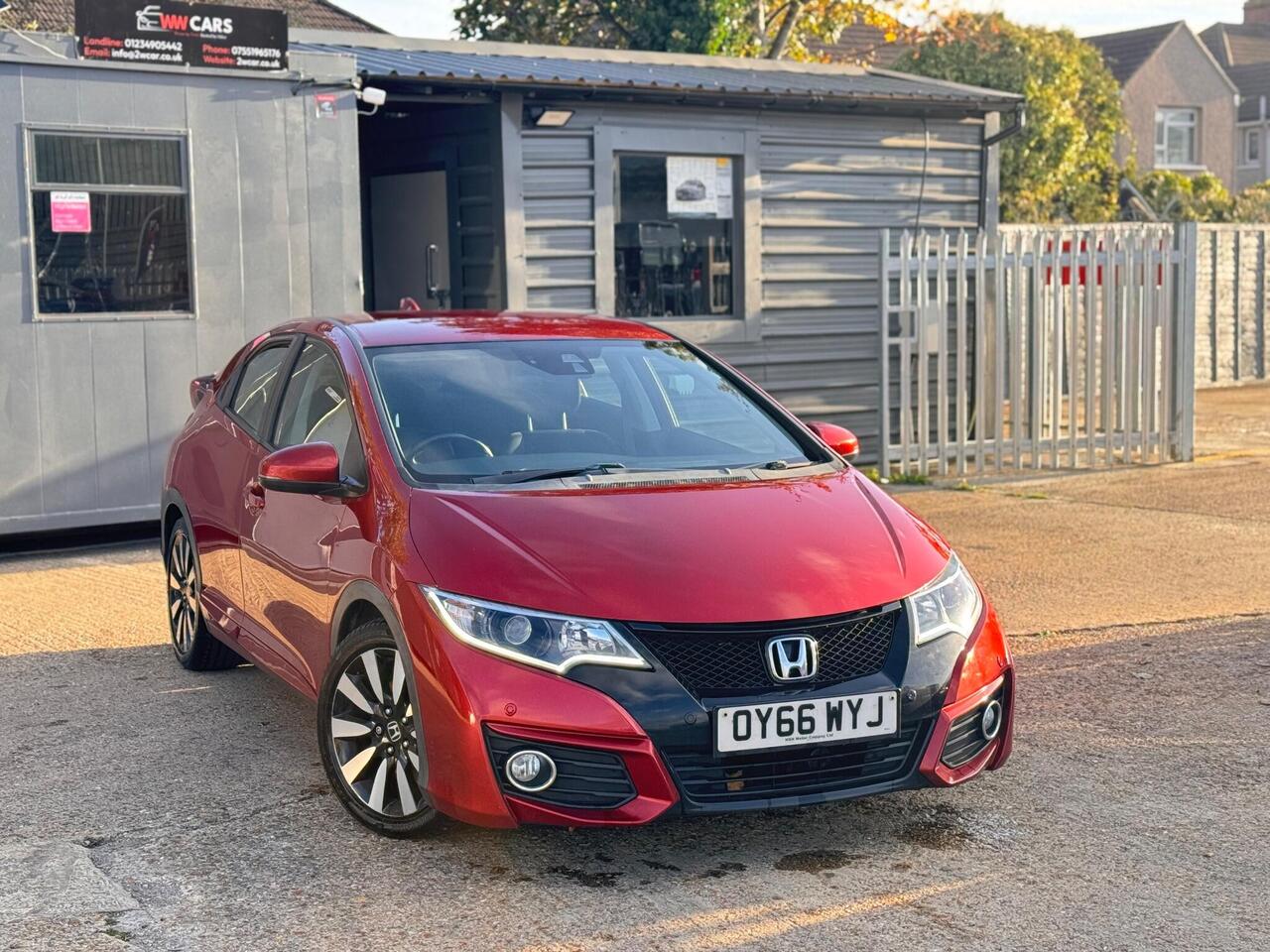 Used Honda Civic 2016 for sale - 76734405: Photo 9