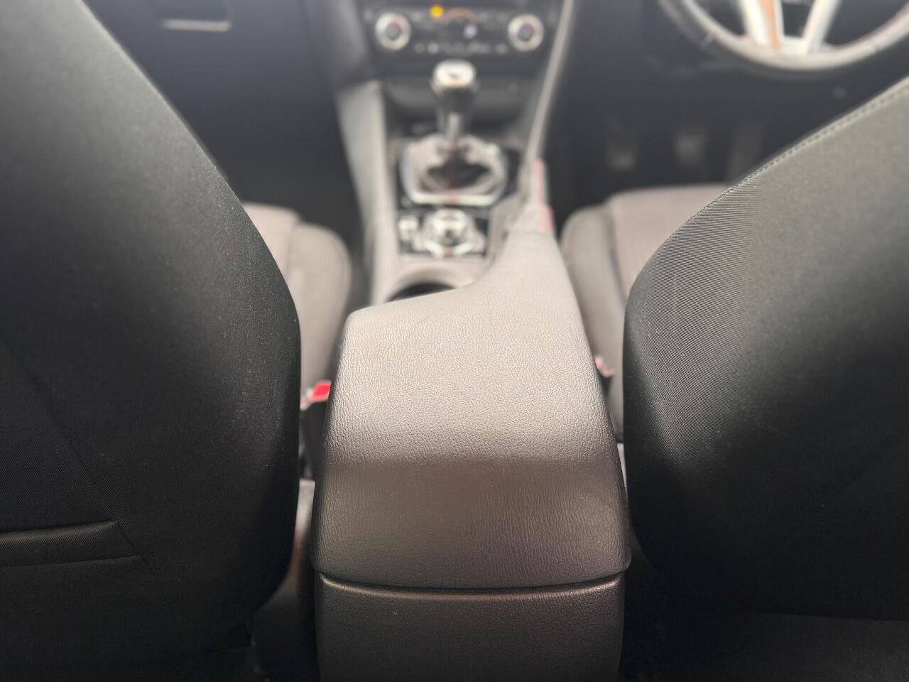 Used Mazda Mazda3 2014 for sale - 76734404: Photo 21