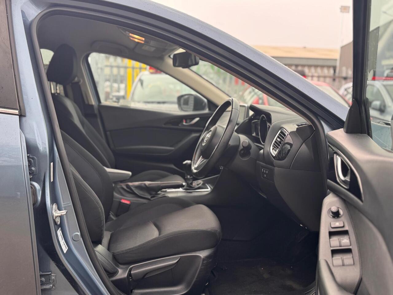 Used Mazda Mazda3 2014 for sale - 76734404: Photo 30