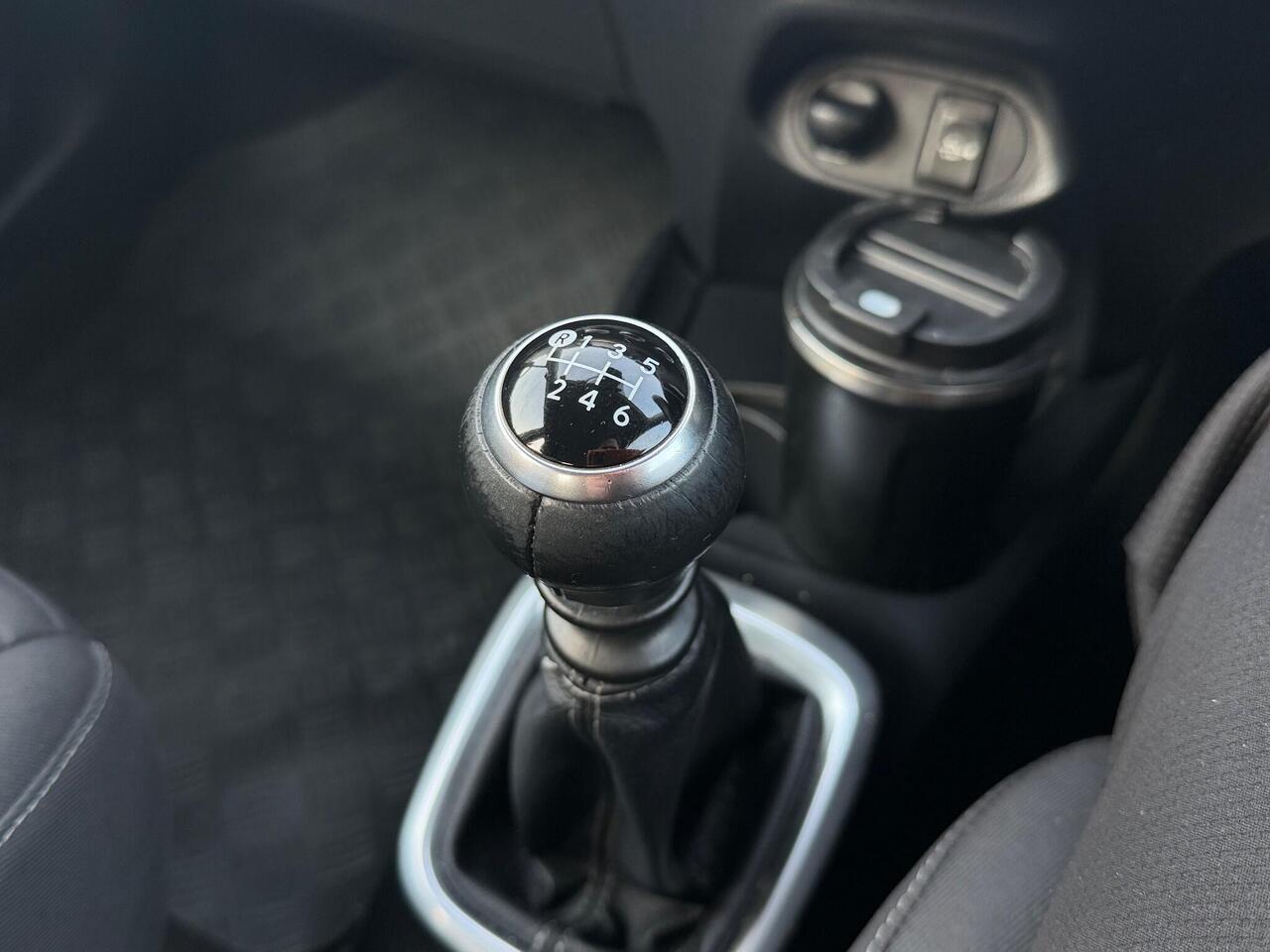 Used Toyota Yaris 2018 for sale - 76942889: Photo 20