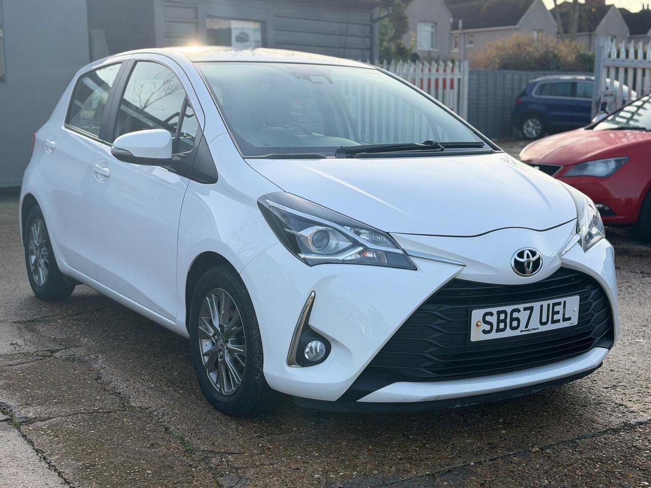 Used Toyota Yaris 2018 for sale - 76942889: Photo 3
