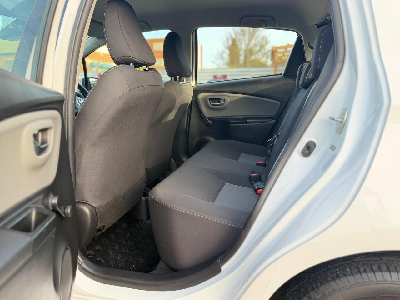 Used Toyota Yaris 2018 for sale - 76942889: Photo 30