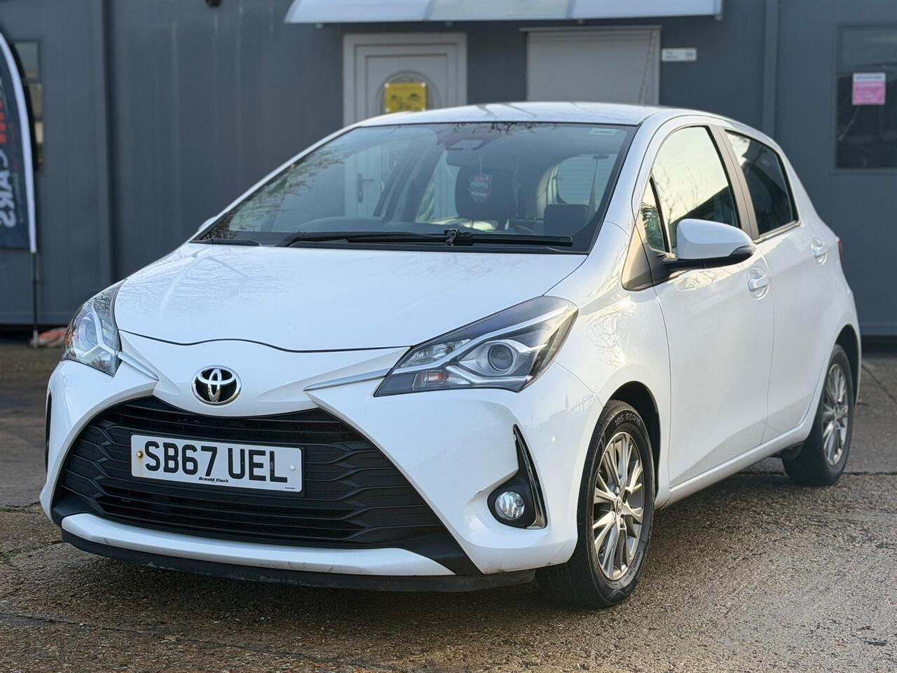 Used Toyota Yaris 2018 for sale - 76942889: Photo 6