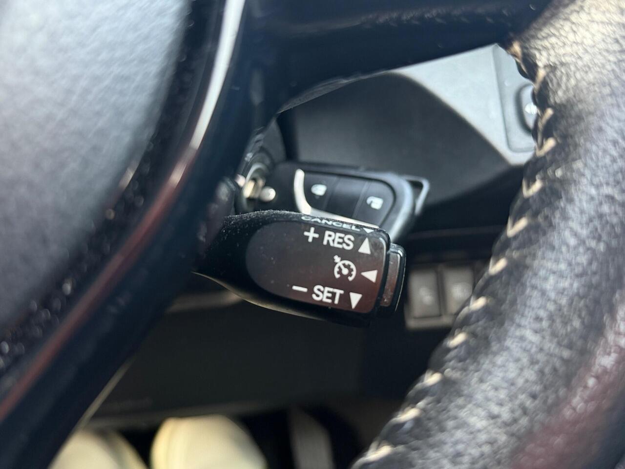 Used Toyota Yaris 2018 for sale - 76942889: Photo 61