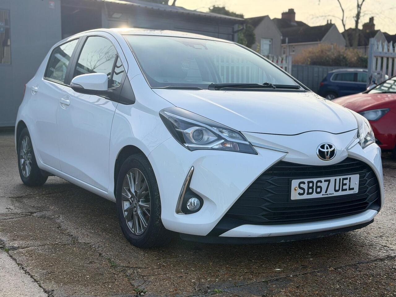 Used Toyota Yaris 2018 for sale - 76942889: Photo 9