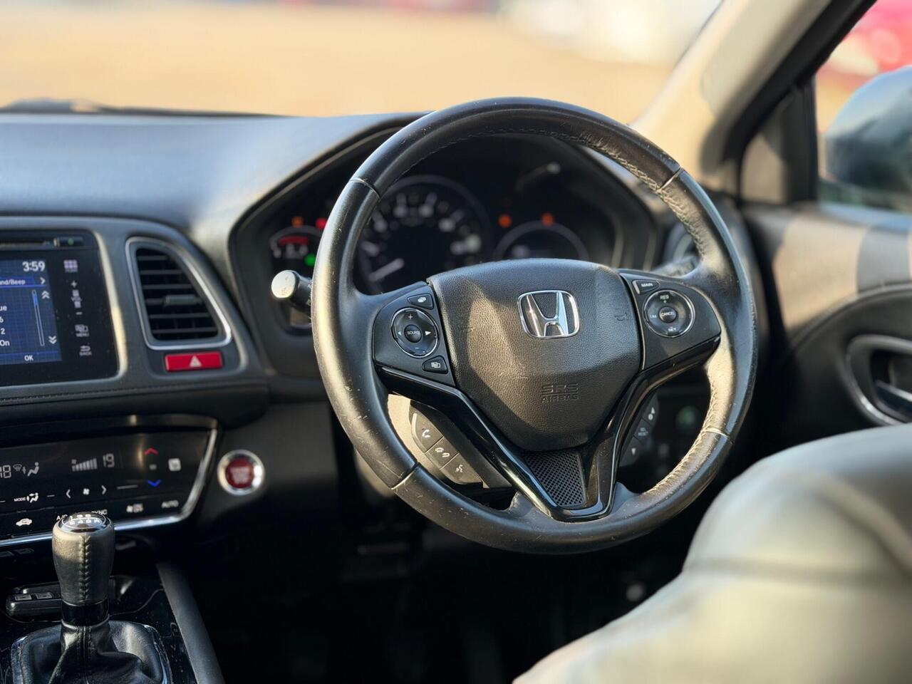 Used Honda HR-V 2017 for sale - 77884283: Photo 12