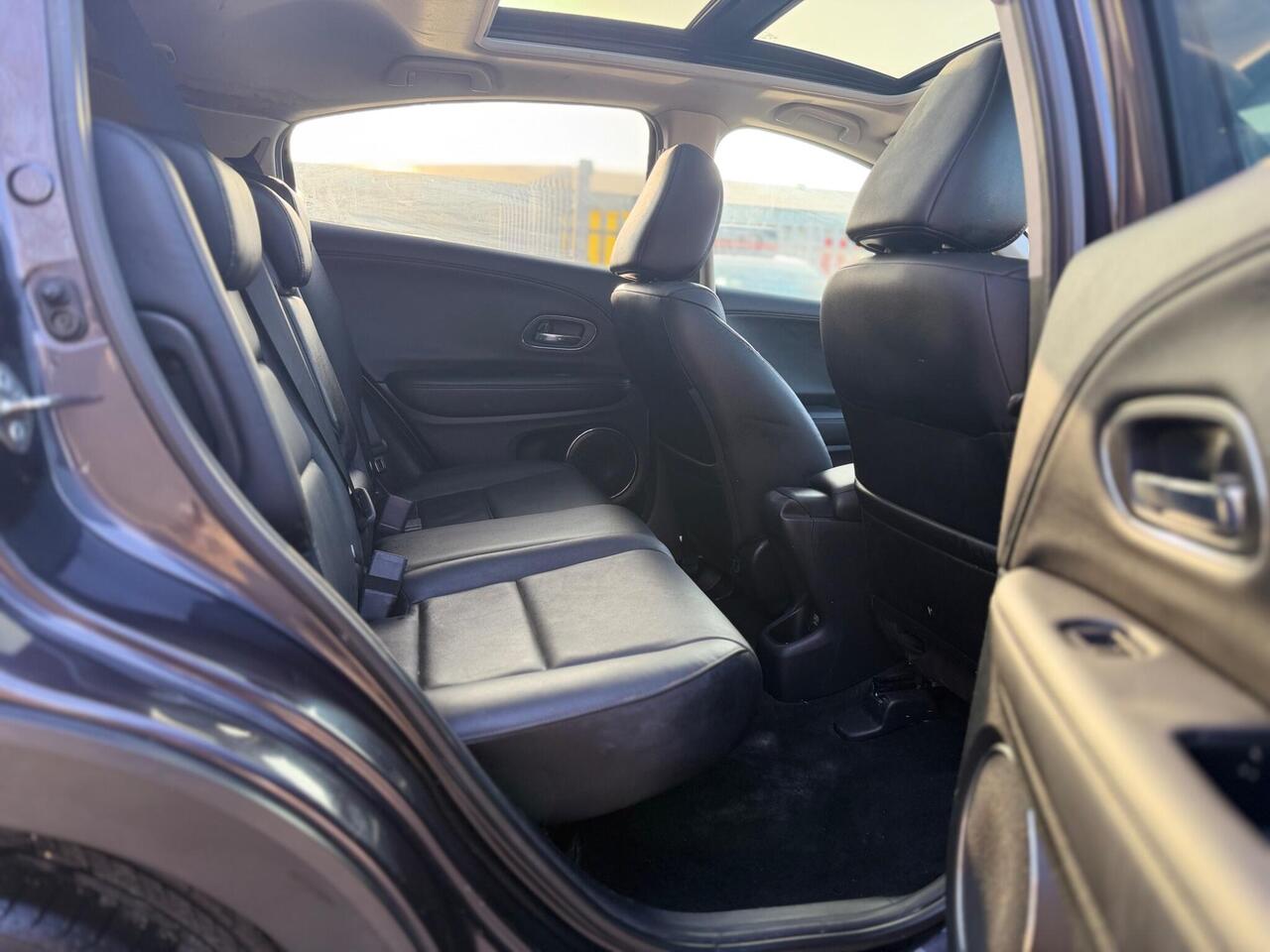 Used Honda HR-V 2017 for sale - 77884283: Photo 17