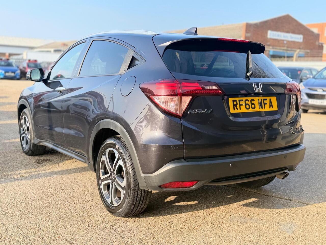 Used Honda HR-V 2017 for sale - 77884283: Photo 5