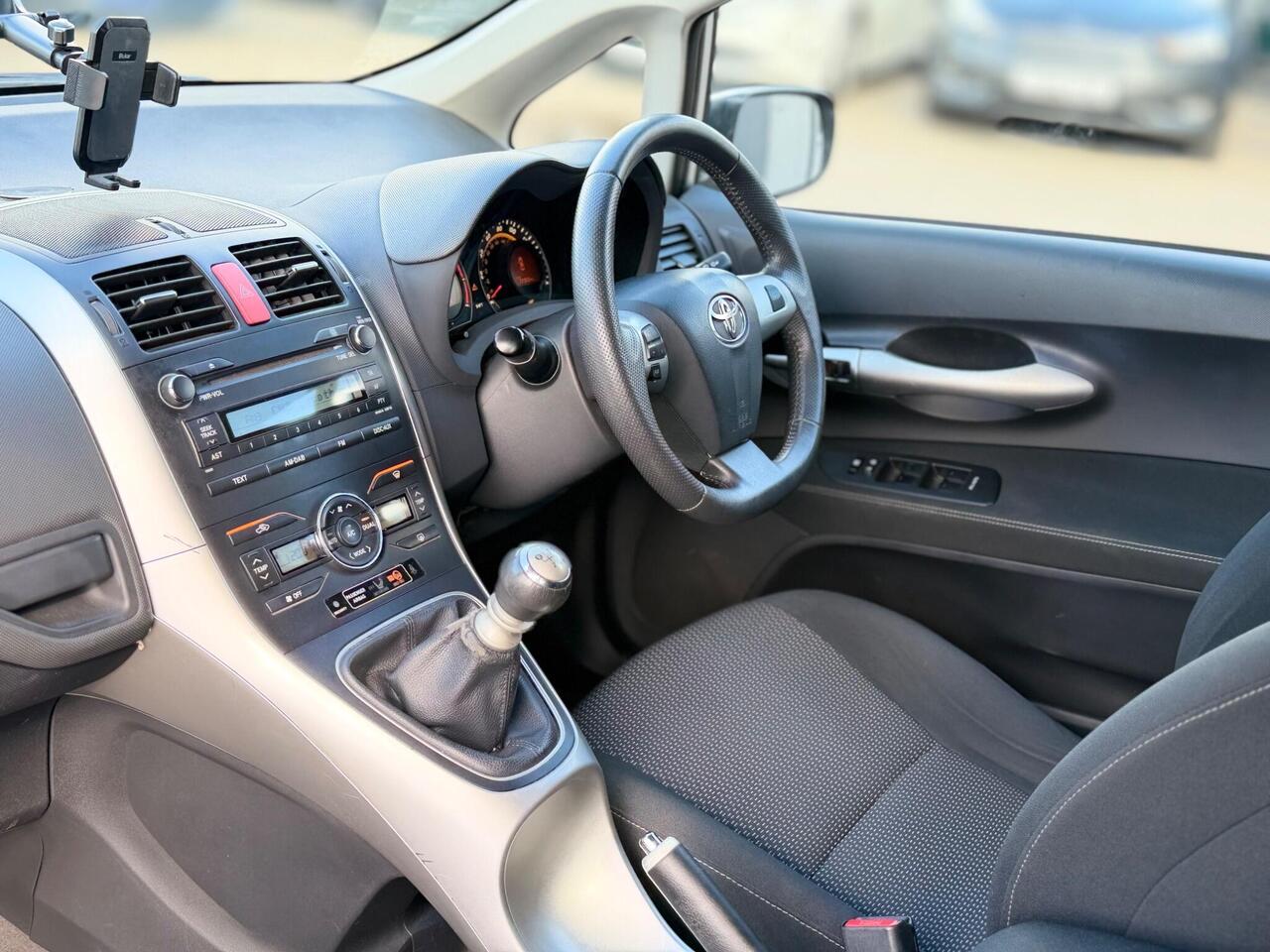 Used Toyota Auris 2011 for sale - 77994654: Photo 17