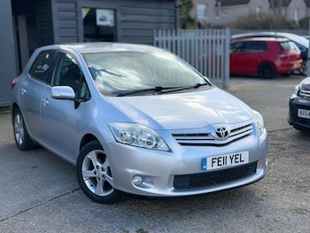Toyota Auris feature image
