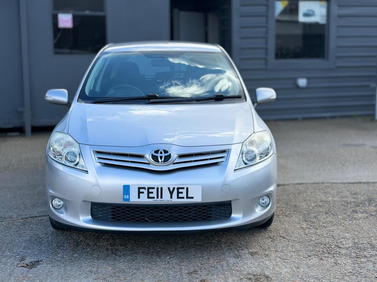Used Toyota Auris 2011 for sale - 77994654: Photo 3
