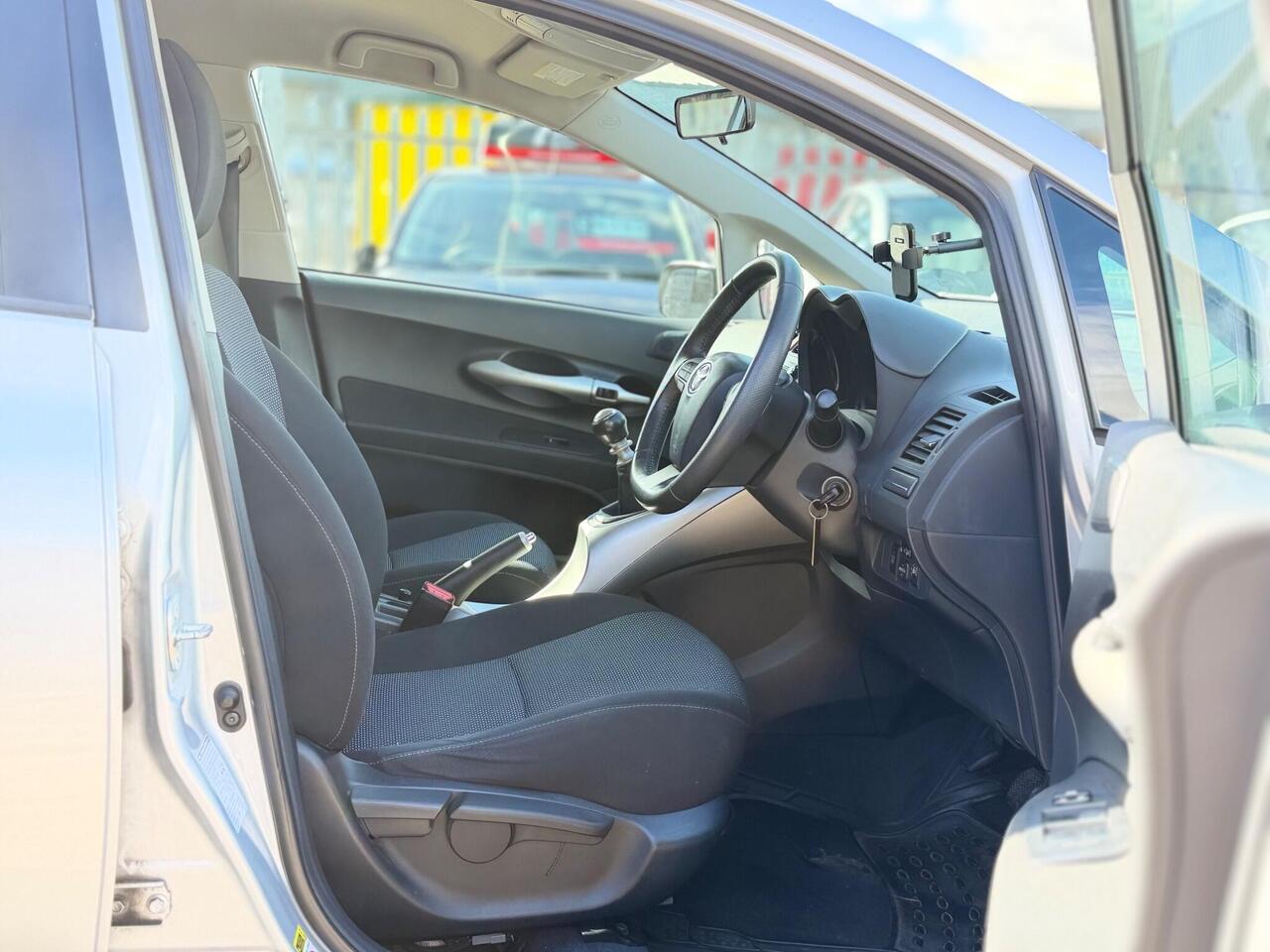 Used Toyota Auris 2011 for sale - 77994654: Photo 43