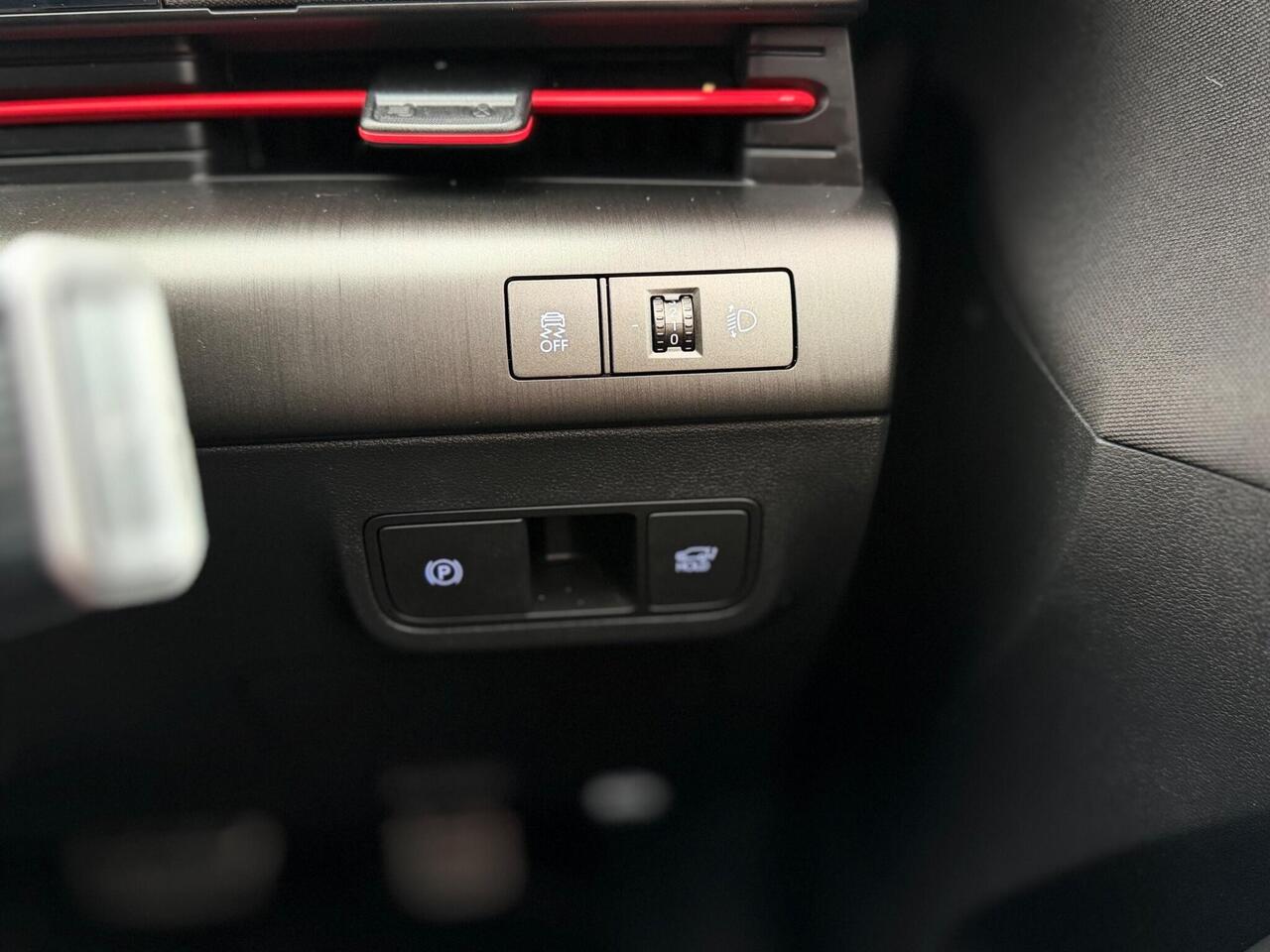 Used Hyundai KONA 2025 for sale - 77884276: Photo 18