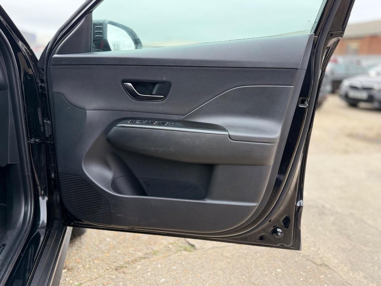 Used Hyundai KONA 2025 for sale - 77884276: Photo 26