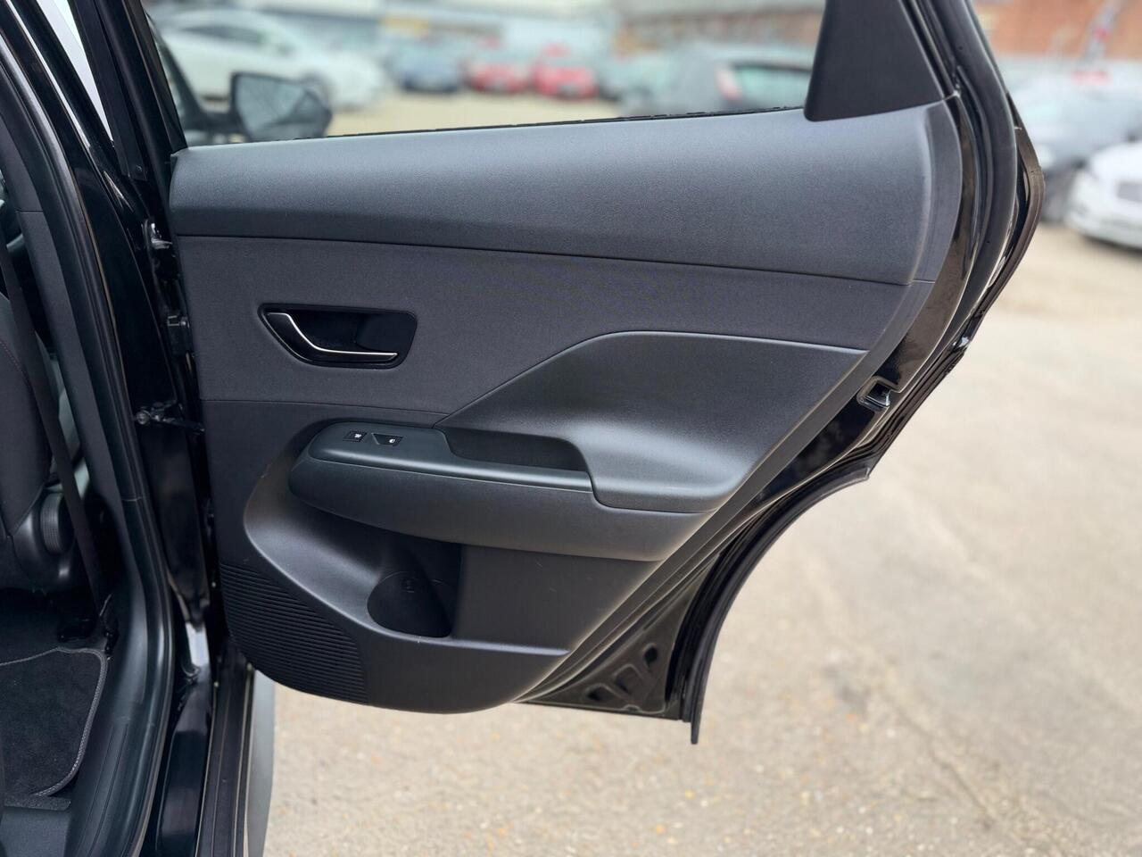 Used Hyundai KONA 2025 for sale - 77884276: Photo 27