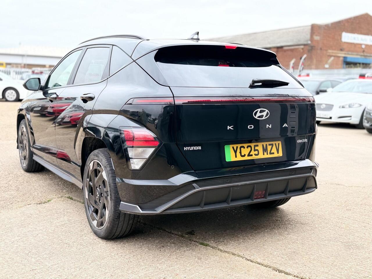 Used Hyundai KONA 2025 for sale - 77884276: Photo 5