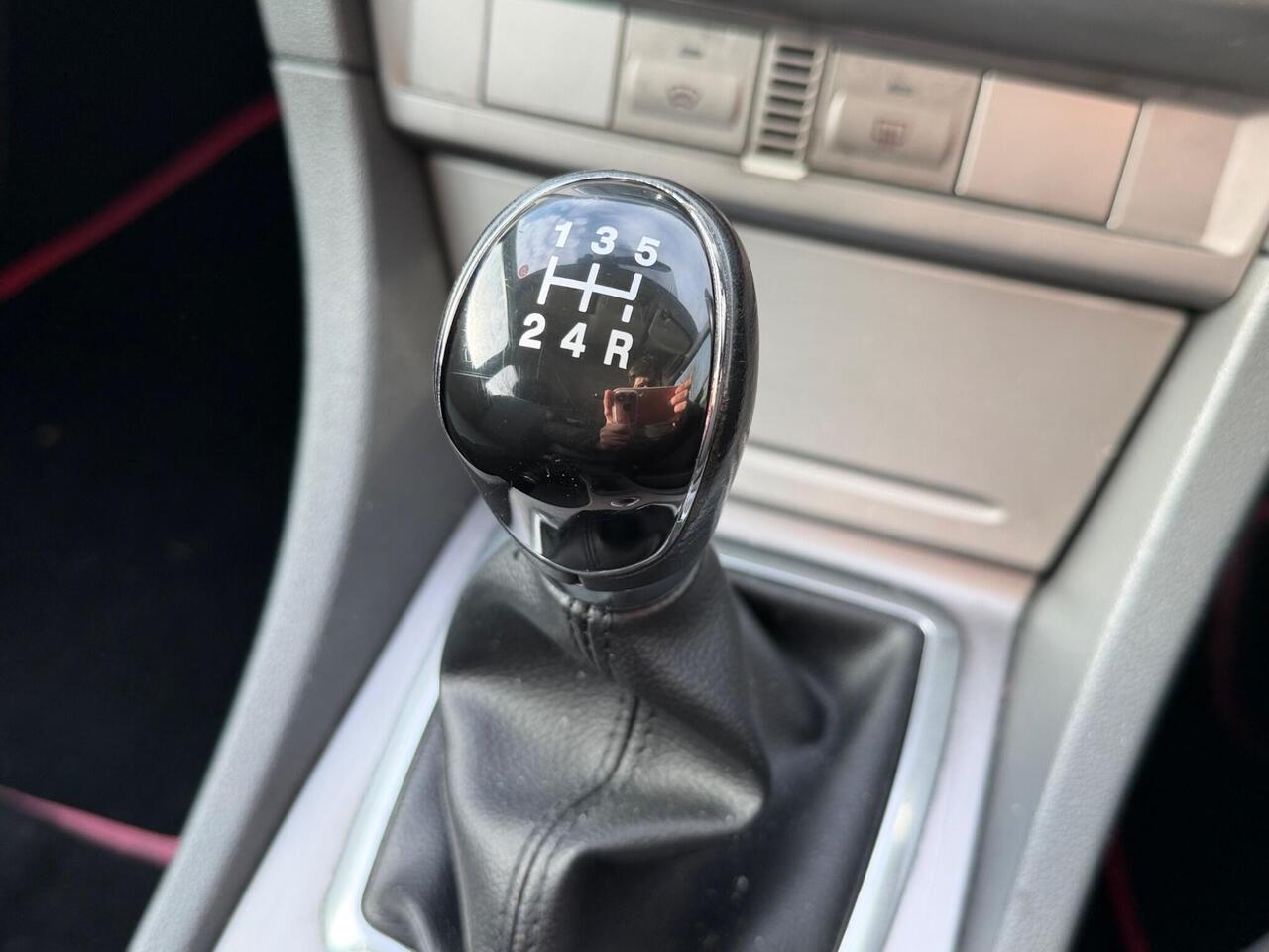 Used Ford Focus 2010 for sale - 77648013: Photo 11