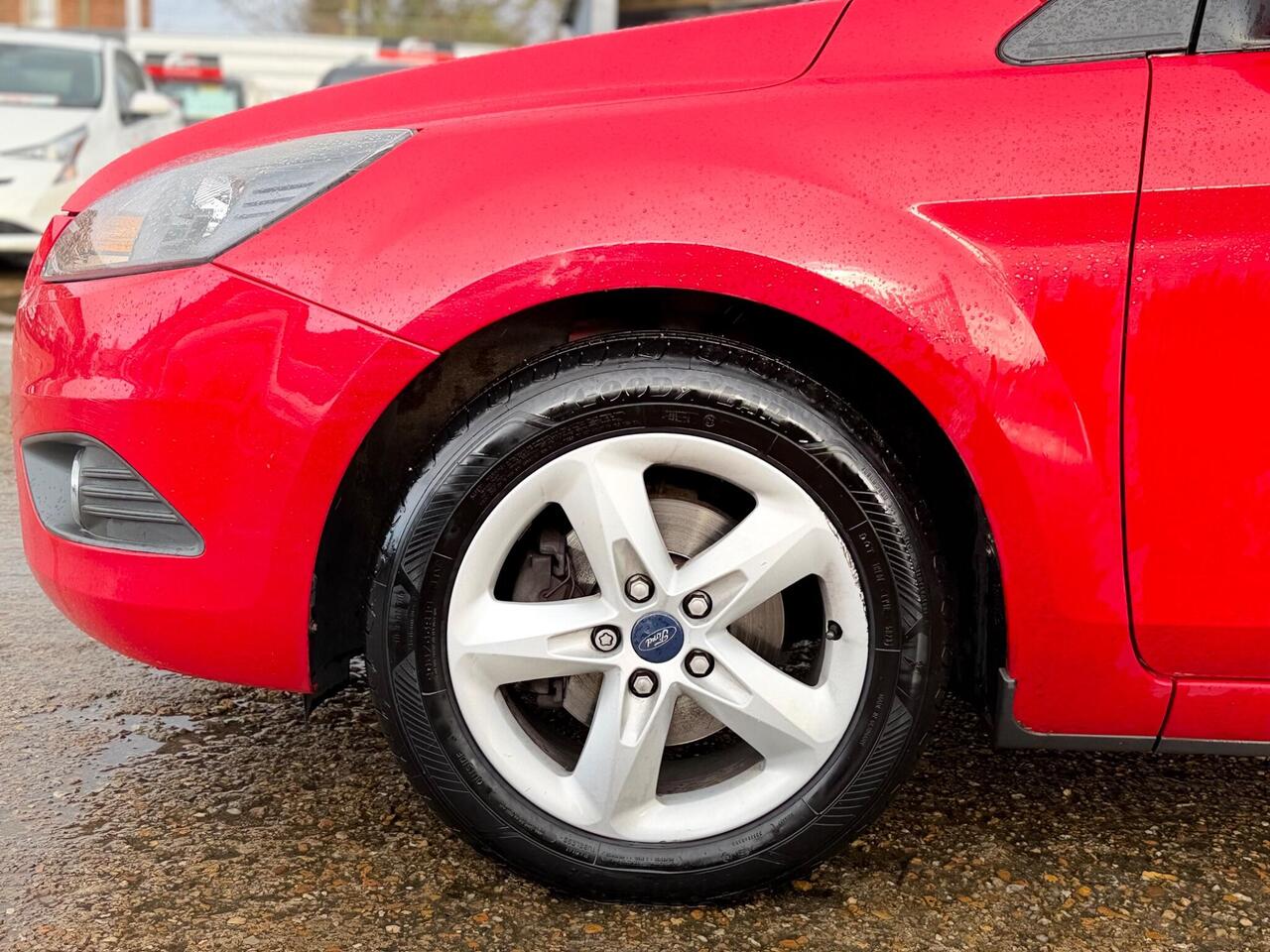 Used Ford Focus 2010 for sale - 77648013: Photo 28