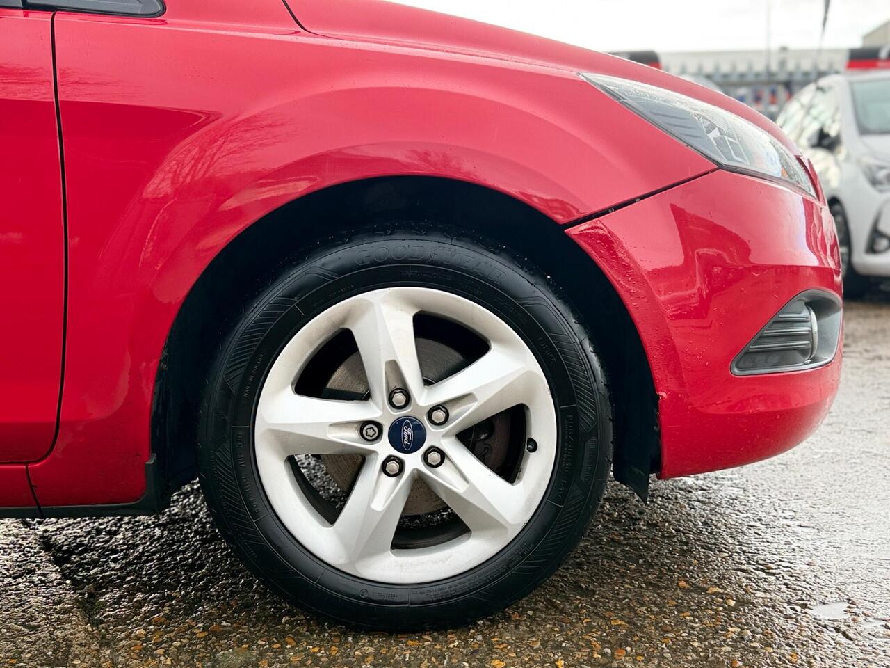 Used Ford Focus 2010 for sale - 77648013: Photo 30