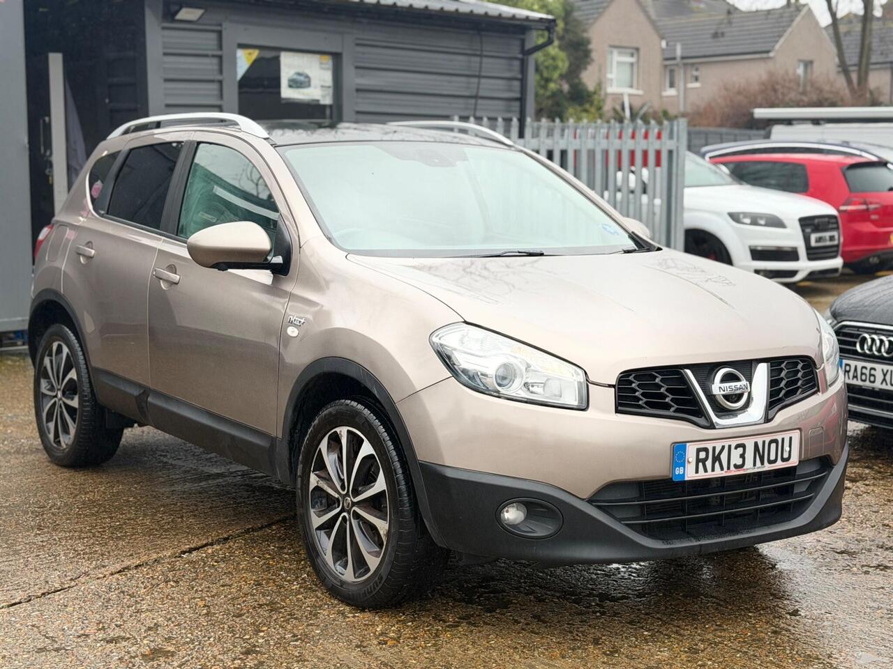 Used Nissan Qashqai 2013 for sale - 77648017: Photo 2