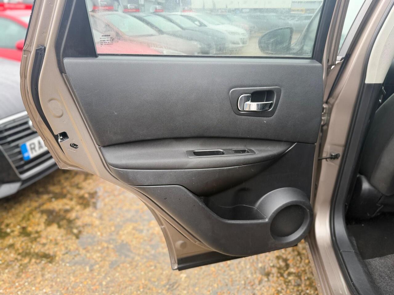 Used Nissan Qashqai 2013 for sale - 77648017: Photo 31