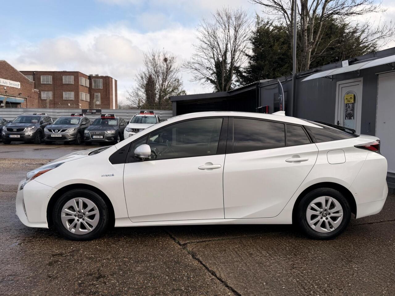 Used Toyota Prius 2022 for sale - 77648016: Photo 10