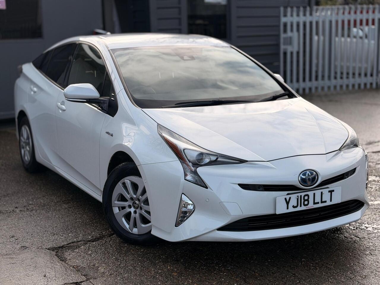 Used Toyota Prius 2022 for sale - 77648016: Photo 3