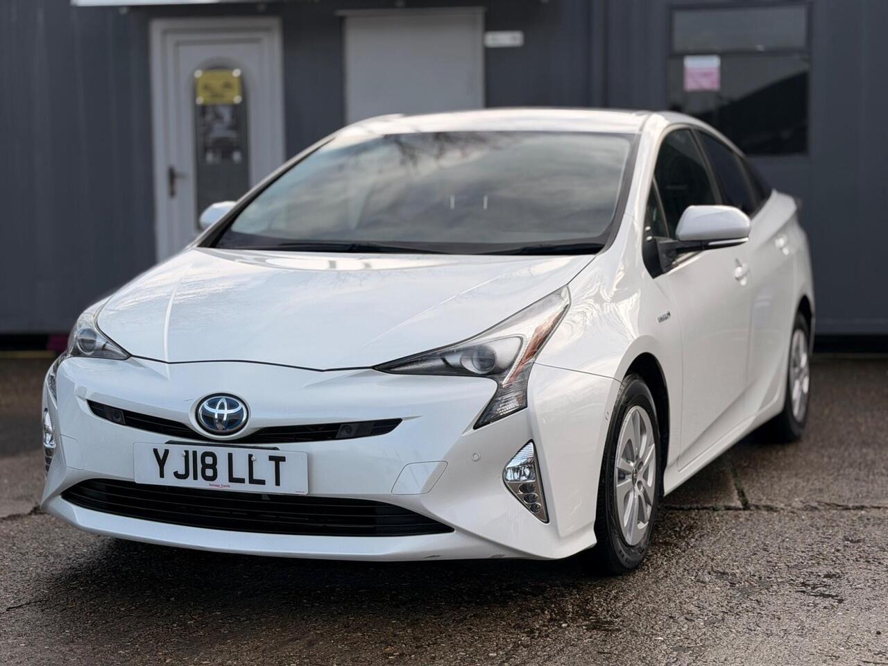Used Toyota Prius 2022 for sale - 77648016: Photo 4