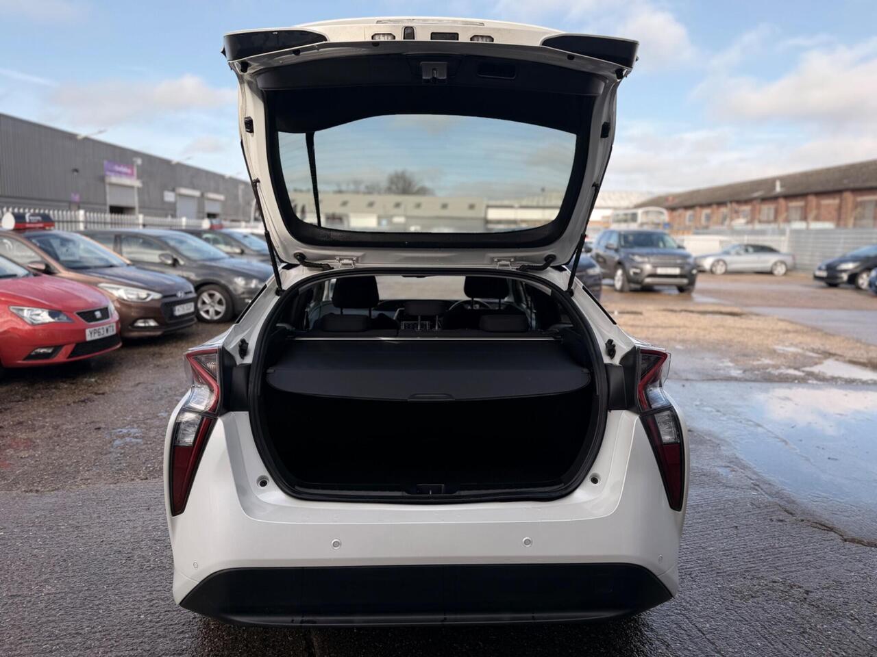 Used Toyota Prius 2022 for sale - 77648016: Photo 41