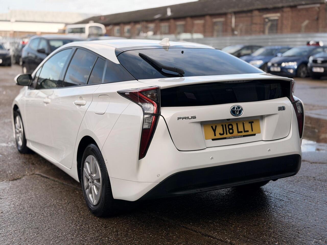 Used Toyota Prius 2022 for sale - 77648016: Photo 7
