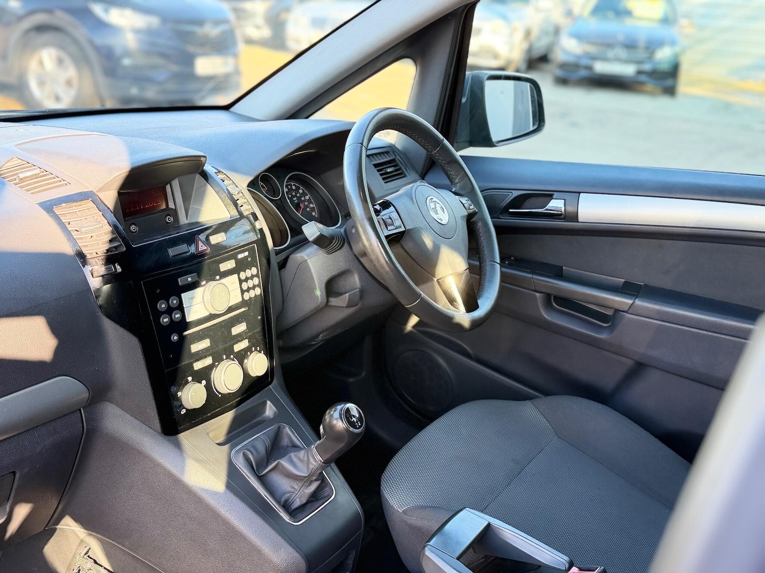 Used Vauxhall Zafira 2013 for sale - 76666950: Photo 18