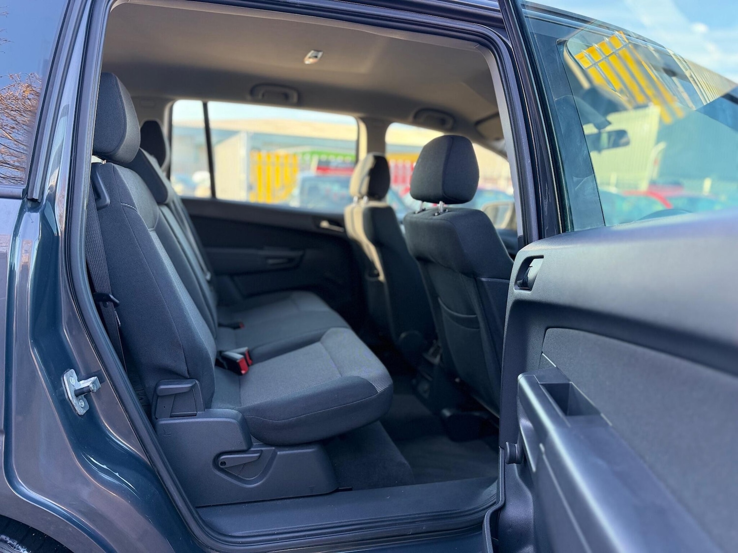 Used Vauxhall Zafira 2013 for sale - 76666950: Photo 20